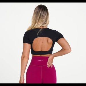 NVGTN OPEN BACK TEE